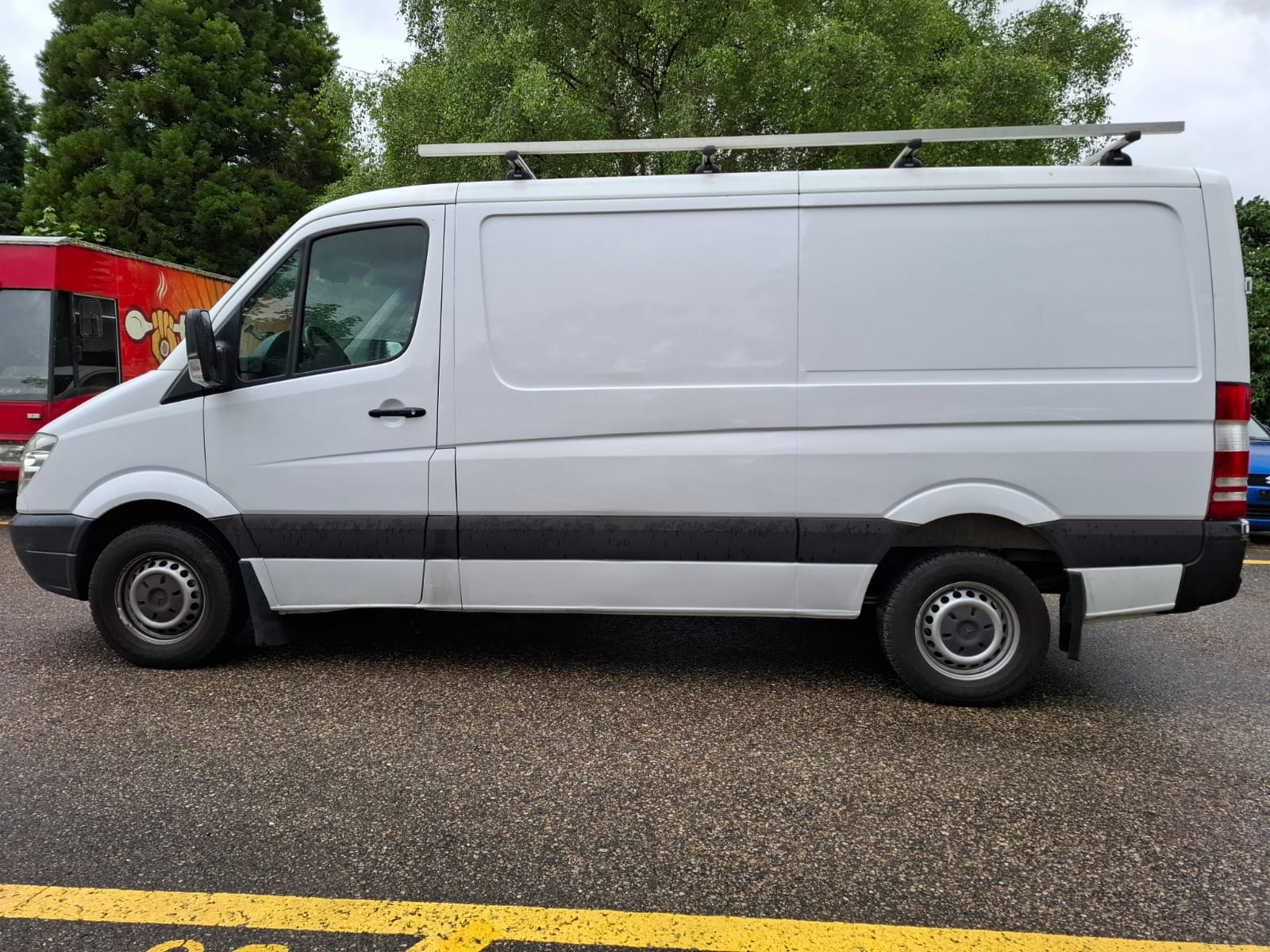 Camionnettes de location en Suisse romande – transport et déménagement professionnel